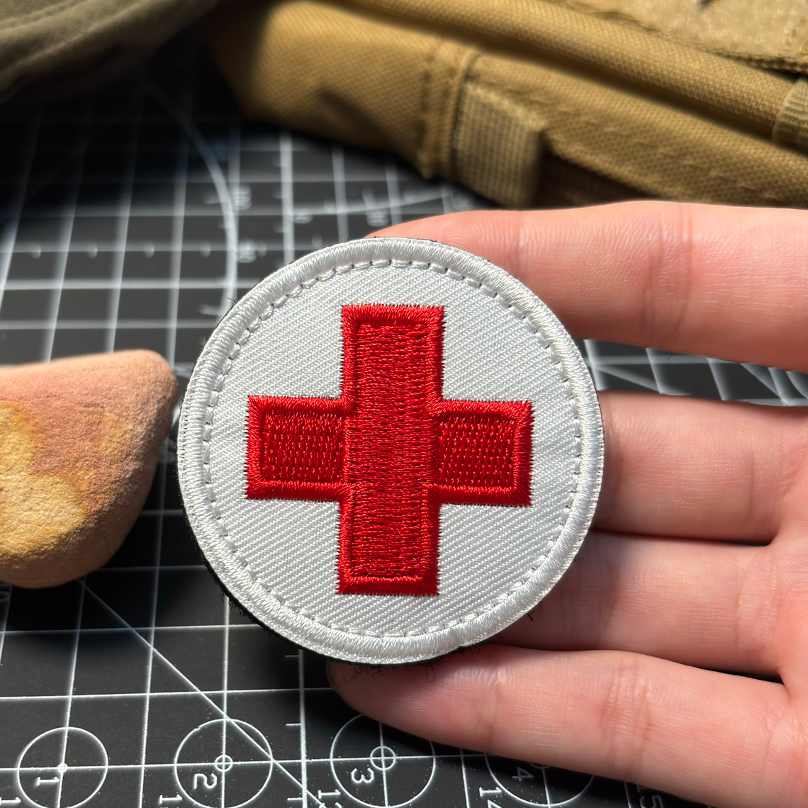 First Aid Red Cross Round Patc - First Aid Bag Kit avis et prix
